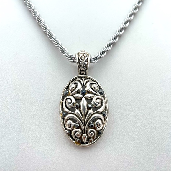 Vintage Ornate Oval Pendant Necklace Stainless Steel 18” Rope Chain - Picture 1 of 8
